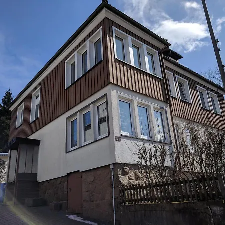 Familienfreundlich - Farbenfroh - Aussergewoehnlich *